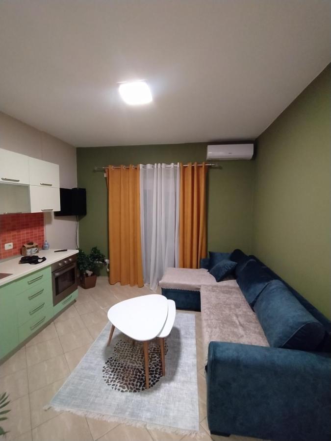 Lungomare Beach Apartments Vlorë Екстериор снимка
