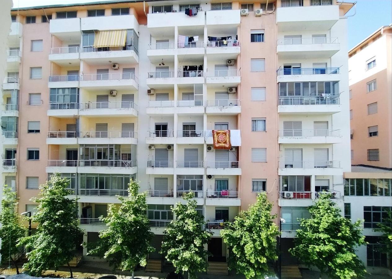 Lungomare Beach Apartments Vlorë Екстериор снимка