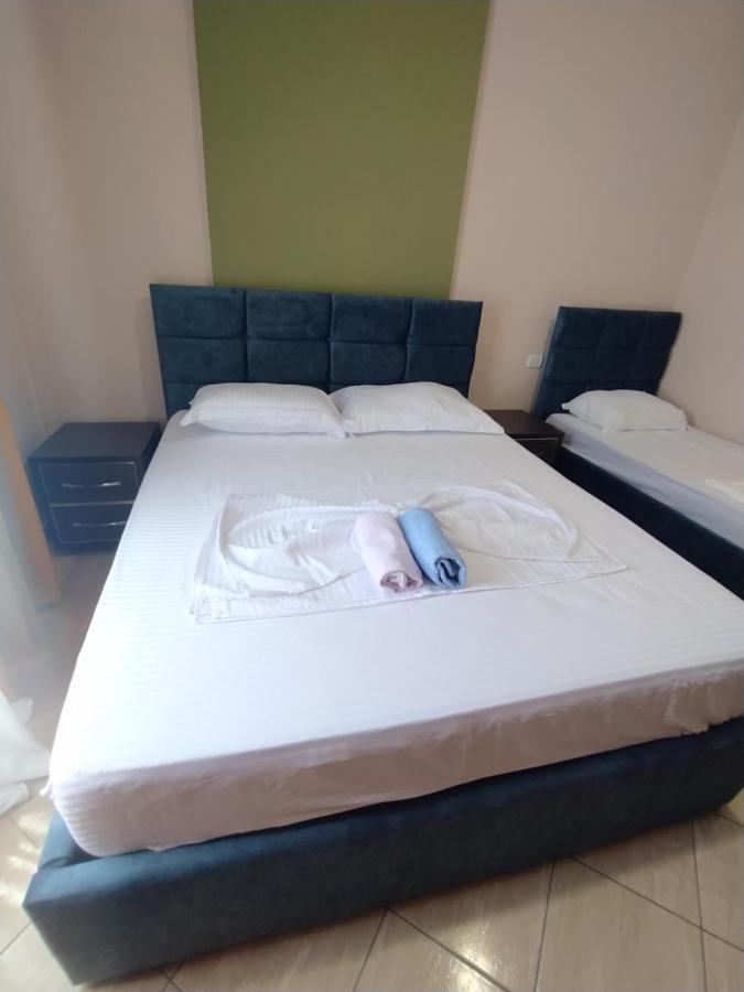 Lungomare Beach Apartments Vlorë Екстериор снимка