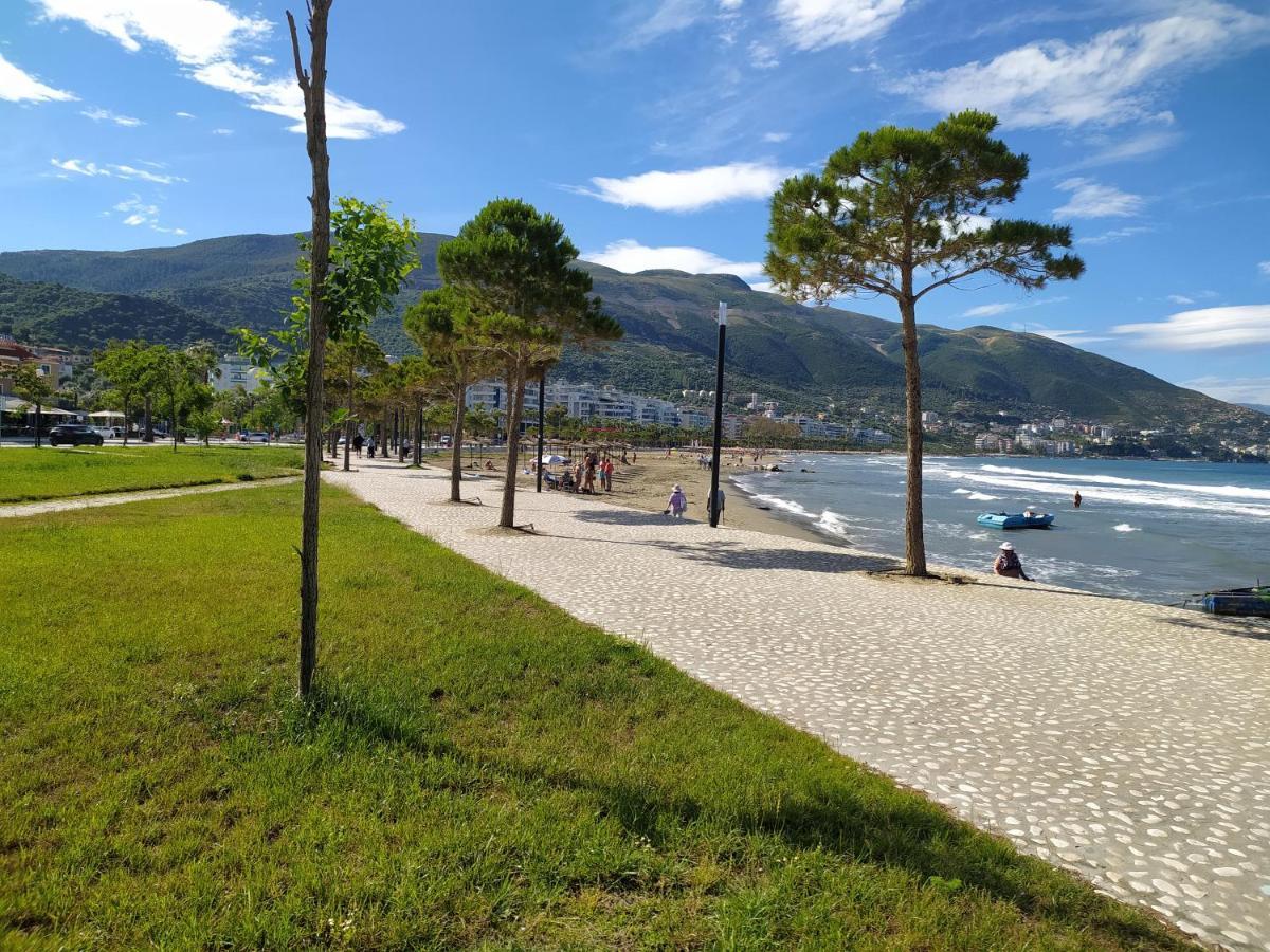 Lungomare Beach Apartments Vlorë Екстериор снимка