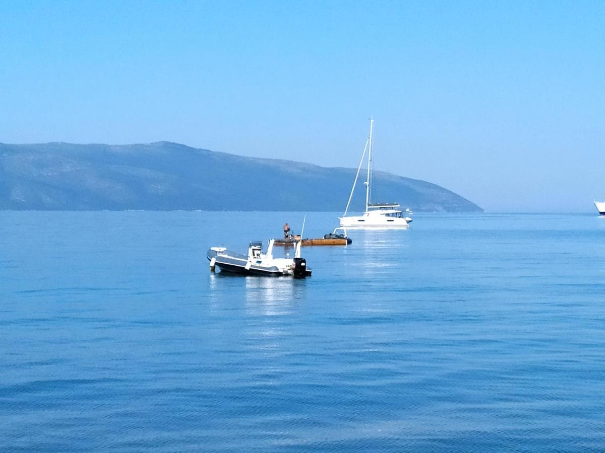 Lungomare Beach Apartments Vlorë Екстериор снимка