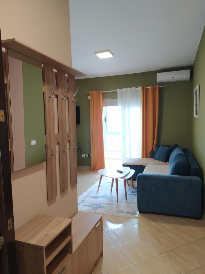 Lungomare Beach Apartments Vlorë Екстериор снимка